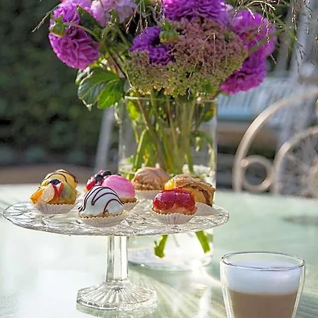 De Verloren Sinjoor Bed and Breakfast Bladel